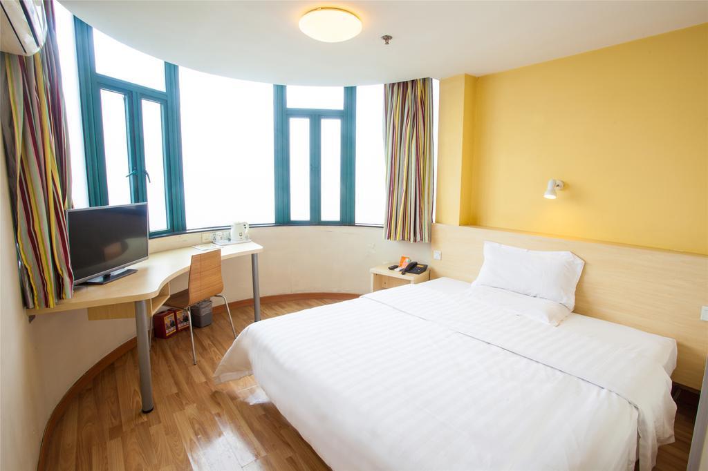 7Days Inn Guangzhou Nonglinxia Road Ouzhuang Subway Station Exterior foto